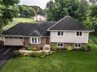 9214 Ranchview Ln N, Maple Grove, MN 55369