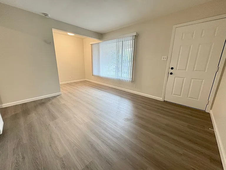 1001 Madera Ave — Photo 5