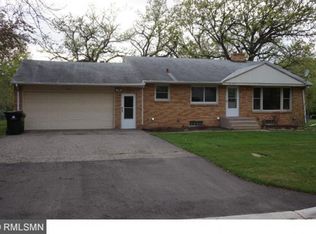 2193 Desoto St N, Maplewood, MN 55117
