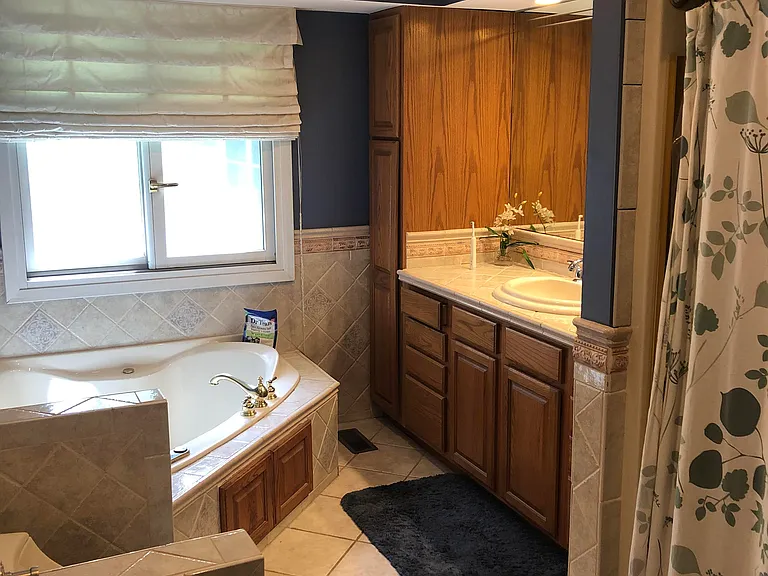 13409 Wentworth Ave — Photo 10