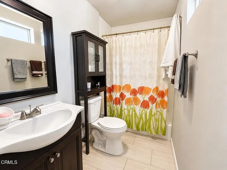 7330 Satsuma Ave — Photo 17