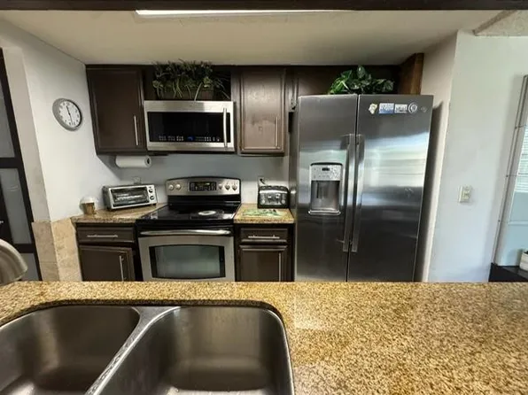 2560 Azalea Ave, Miramar, FL 33025