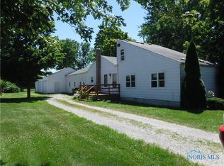 610 Napoleon Rd, Bowling Green, OH 43402