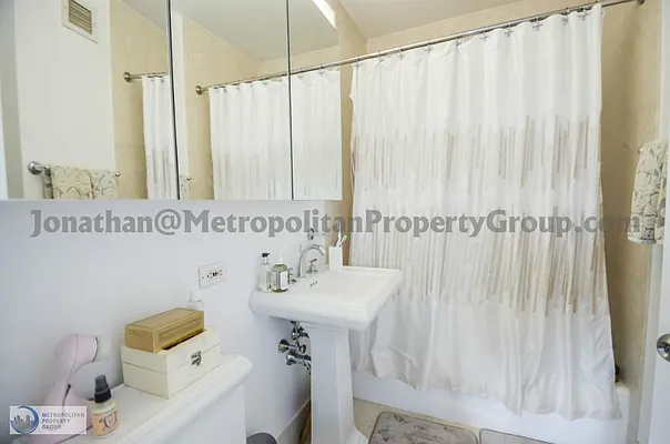 Rented by Metropolitan Property Group | media 15