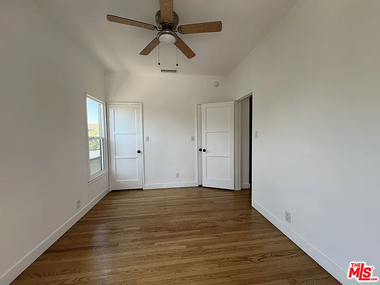 4526 Saint Elmo Dr — Photo 19