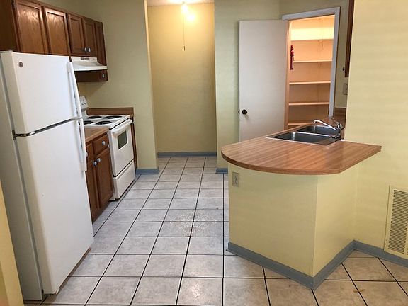 4th image of 5742 Hawaiian Sun Dr