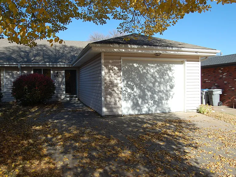 3724 Clover Circle — Photo 1