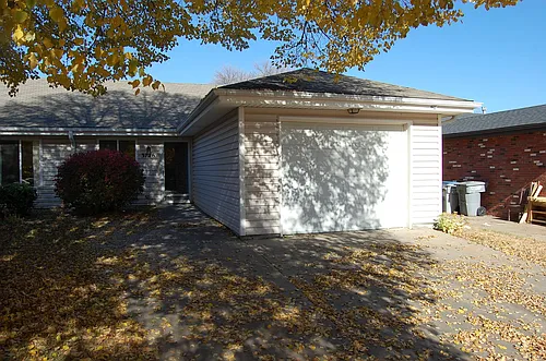 3724 Clover Circle Photo 1