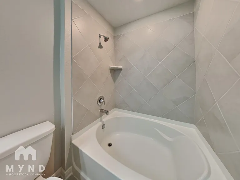 627 Coyote Canyon Ct — Photo 17