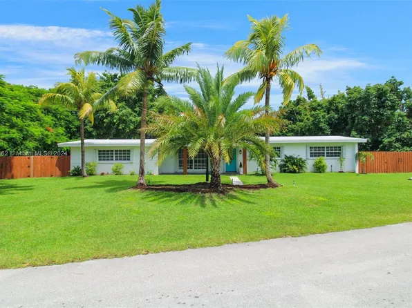 9381 SW 178th St, Palmetto Bay, FL 33157