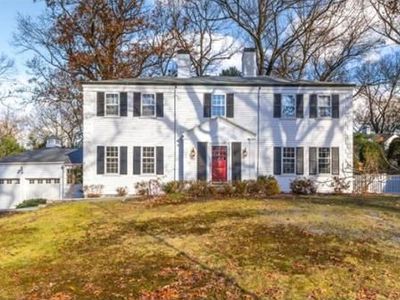 276 Oakland St, Wellesley, MA, 02481