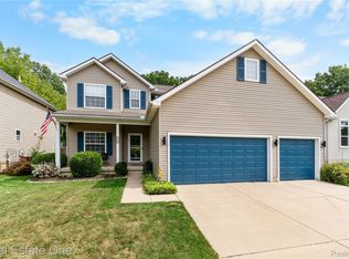 1151 Gene Dr, Chelsea, MI 48118