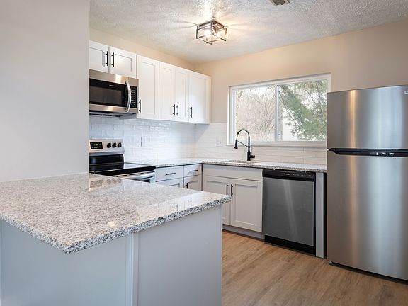 Alcove Kitchen