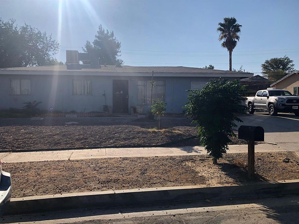 1st image of 15616 Gazelle St