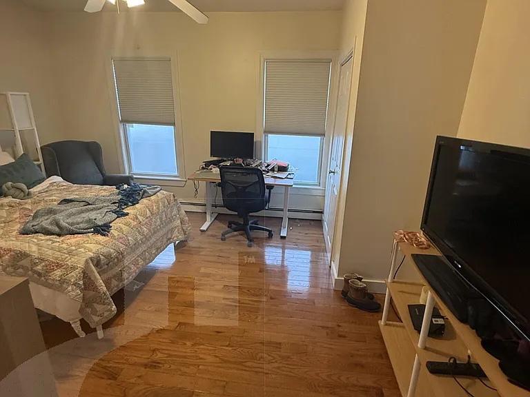 60 Walden St #1A — Photo 1
