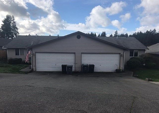 1st image of 7314 163rd St E