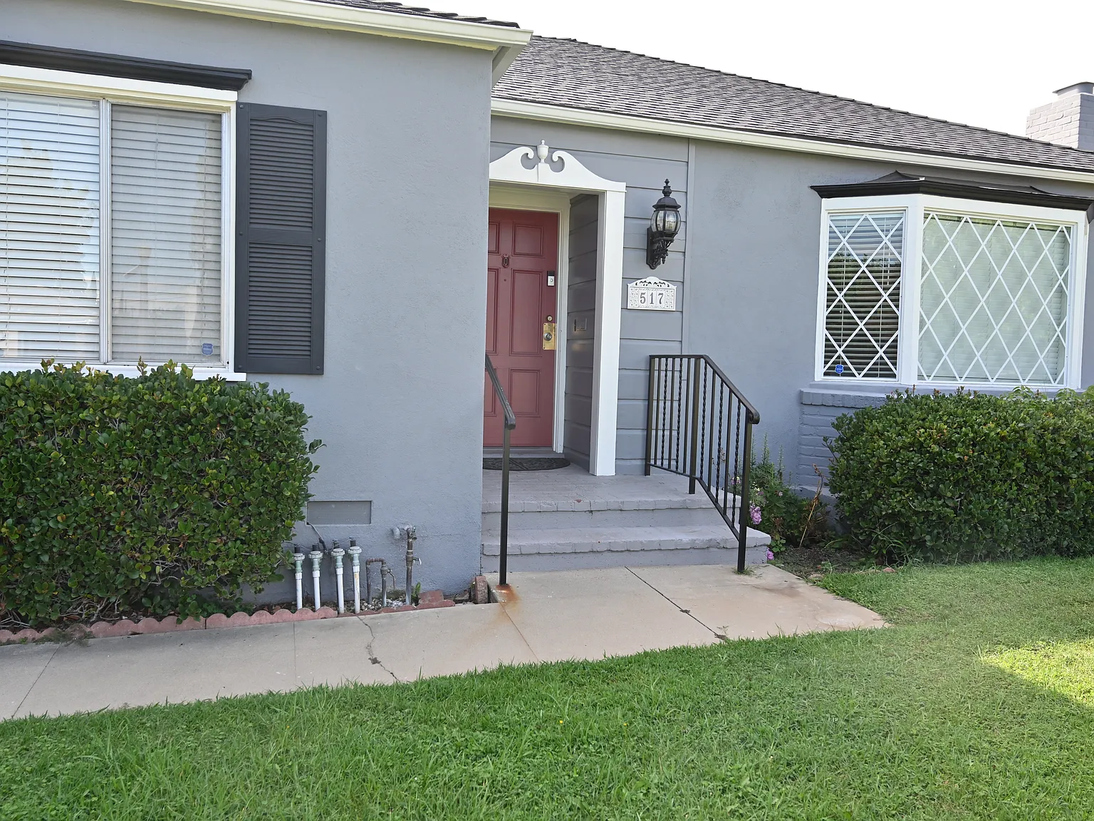 2 bed, 1.5 bath, 1652 sqft, $4,200 — Photo 3