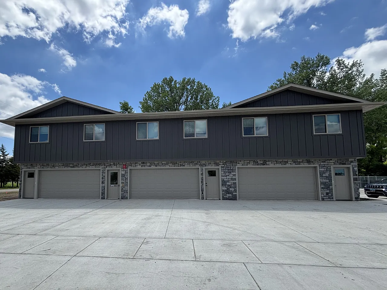 WestSide Apartments — Photo 1