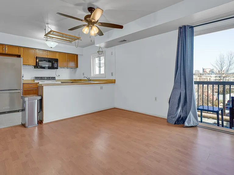 3342 S 28th St #403 — Photo 7