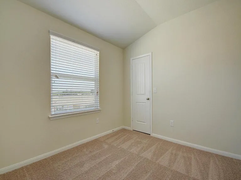 2015 Barker House Cv — Photo 22