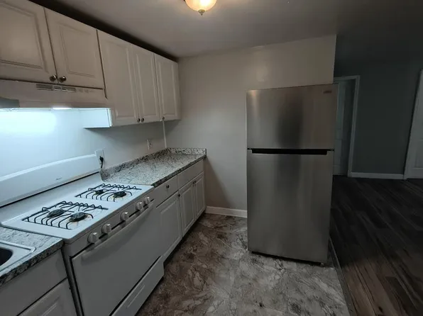 467 Allen St APT 101, New Britain, CT 06053