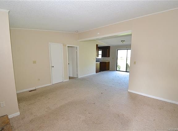 5th image of 7719 Heatherdale Ct