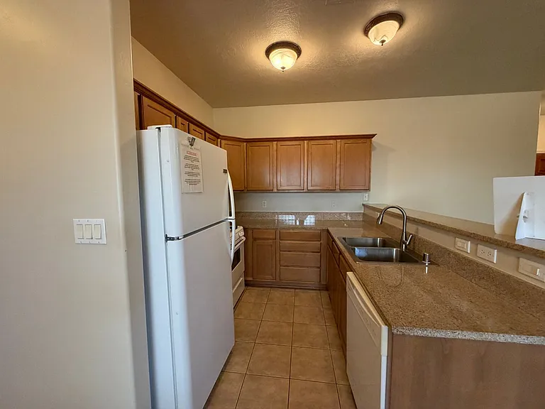 605 Benicia Ln SW — Photo 23
