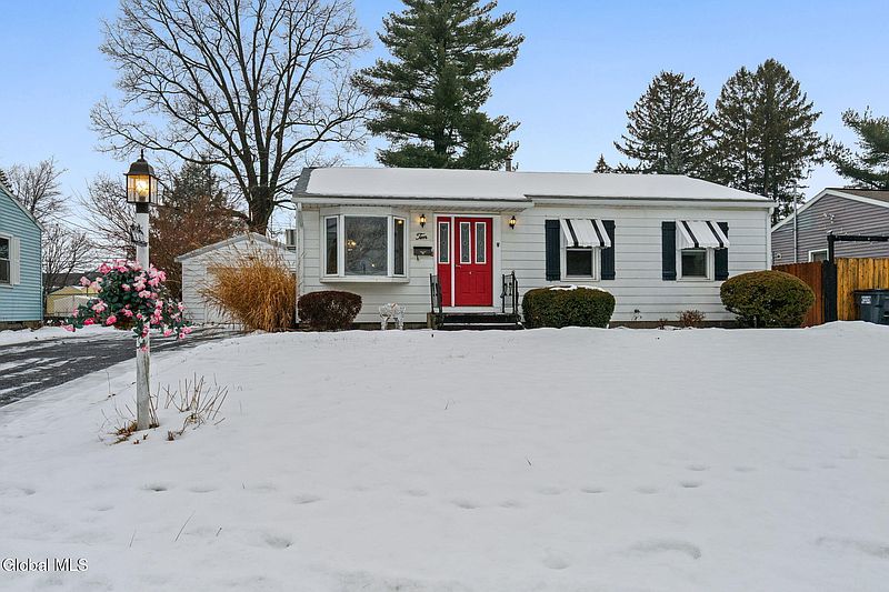 2nd image of 10 Mildred Lane