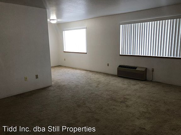 2nd image of 631 N Baker Ave Unit B