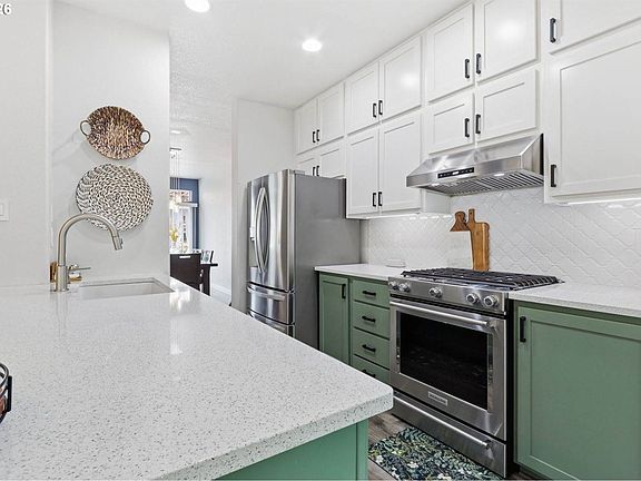 3rd image of 15095 SW Warbler Way Unit 104