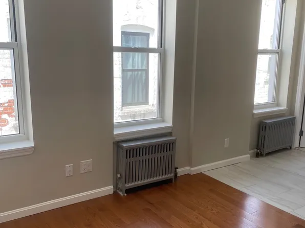 424 40th Street image 1 of 1