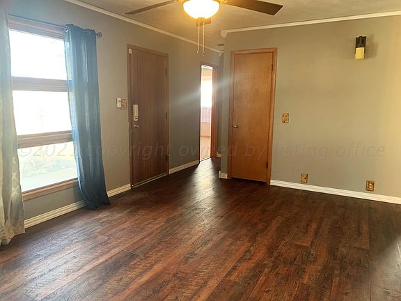 4th image of 1821 N Wells St