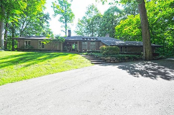 front of home & yard