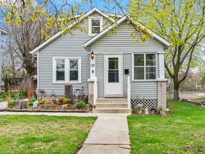 123 W York Ave, West Chicago, IL, 60185