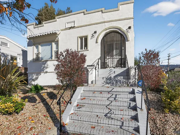 2734 Macarthur Blvd, Oakland, CA 94602