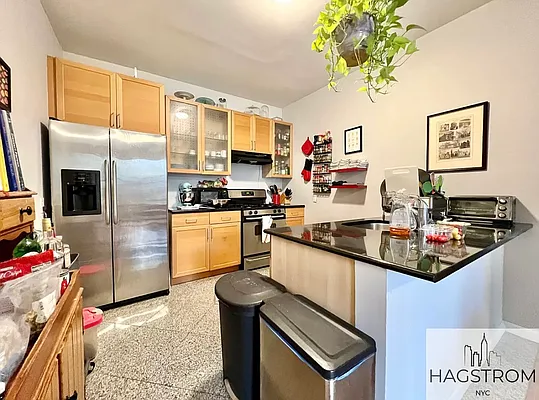 Rented by Hagstrom Management Inc | media 20