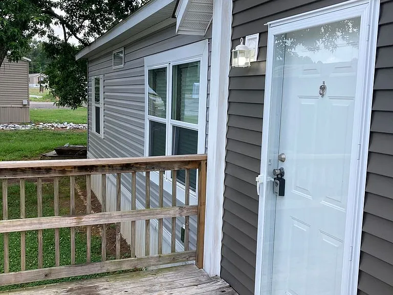 1007 Alexandria Rd SW #21 — Photo 4