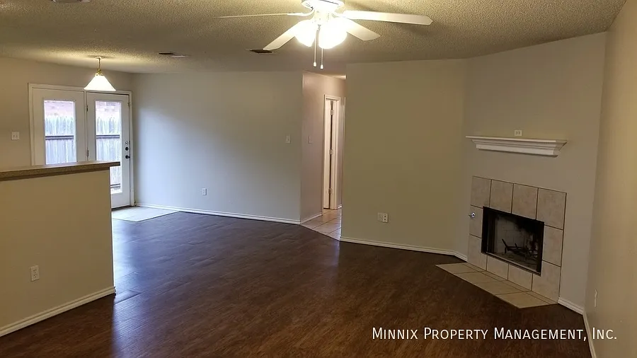 6318 7th Street #1 — Photo 2