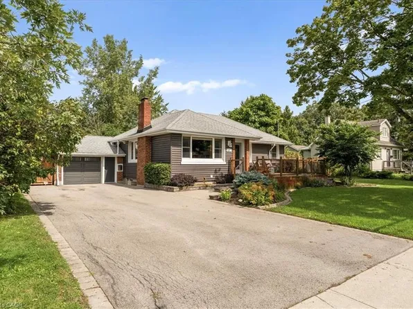 721 Broadway, Welland, ON L3C 5M6