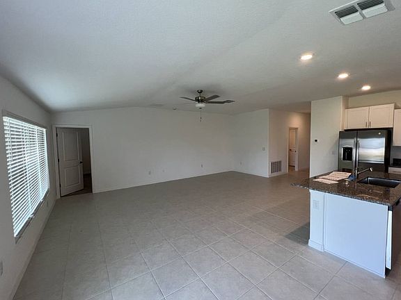 3rd image of 12796 Weston Oaks Ln
