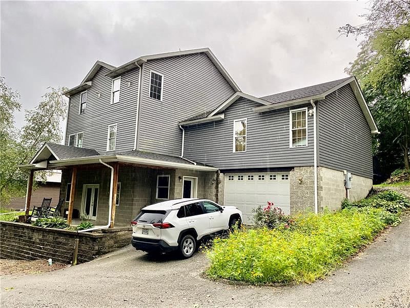 1st image of 28 Hammett Ln