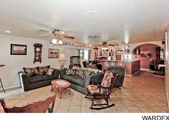 3rd image of 2631 Cielo Dr