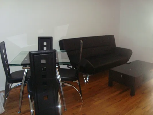 Rented by KVNY Soho | media 73