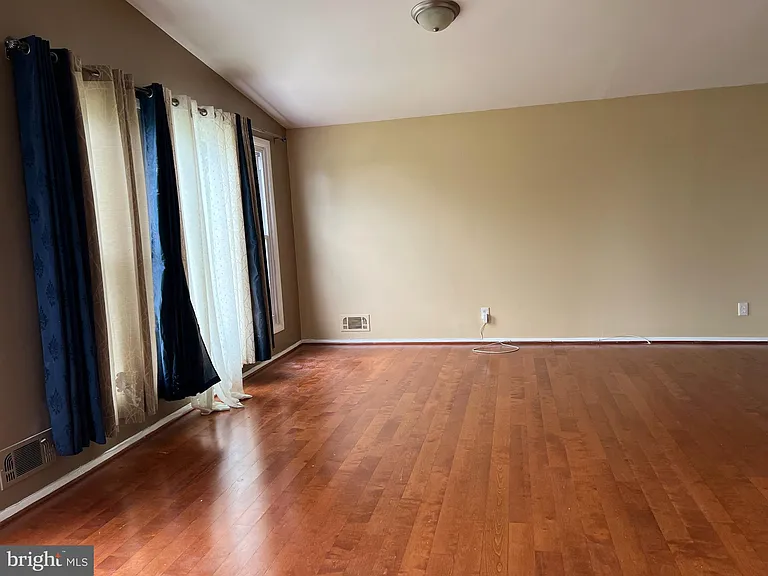 8503 Stevenswood Rd — Photo 9
