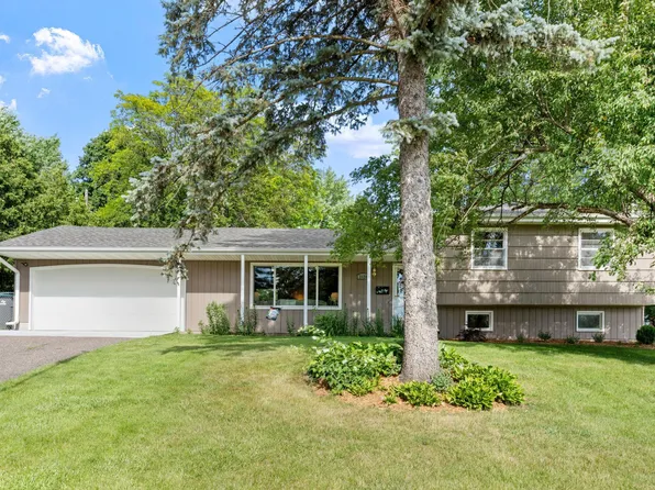 2420 Ensign Ave N, Golden Valley, MN 55427