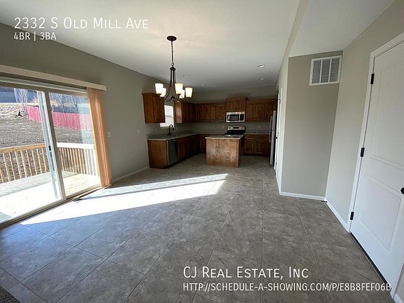 4th image of 2332 S Old Mill Ave