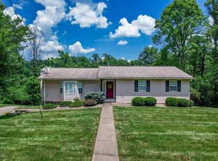 210 Raintree Dr, Davisville, WV 26142