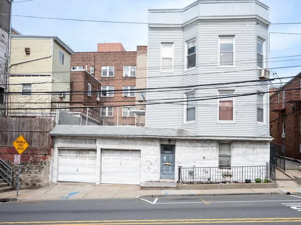 1408 5th St, North Bergen, NJ 07047