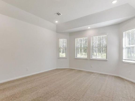 5th image of 240 County Road 3081