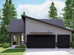 6700 W Portrush Dr, Rathdrum, ID 83858